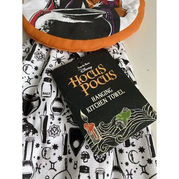 Disney Hocus Pocus Hanging Kitchen Towel Sanderson Sisters Halloween NEW - Picture 3 of 9